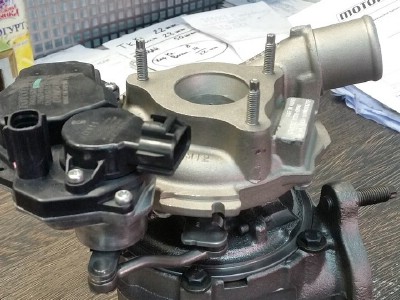 готовая к установке на двигатель турбина